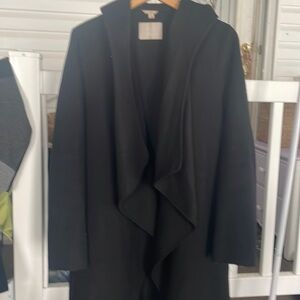 Manteau de lainage avec ceinture